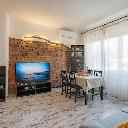 Appartement 1 Min From Ndk And Vitoshka Street *