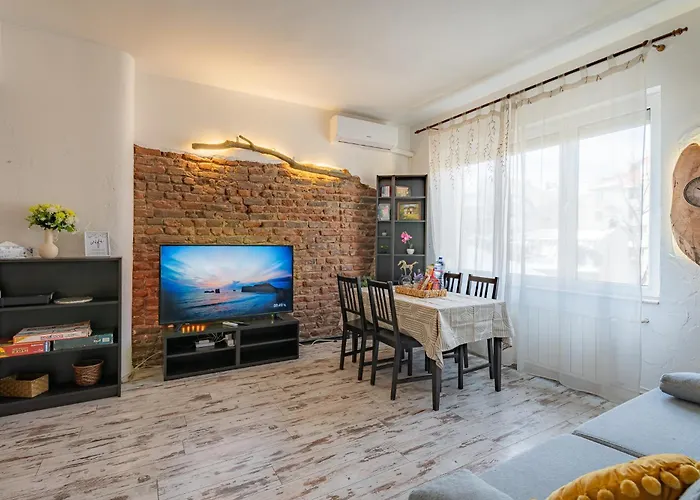 Apartament 1 Min From Ndk And Vitoshka Street *