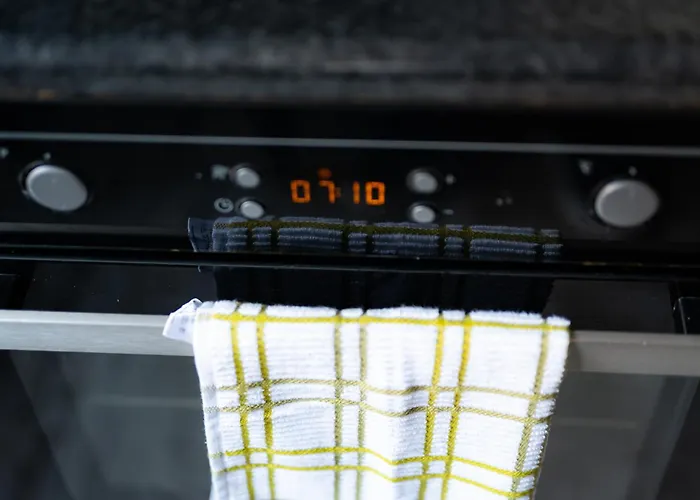 Apartament 1 Min From Ndk And Vitoshka Street Sofia