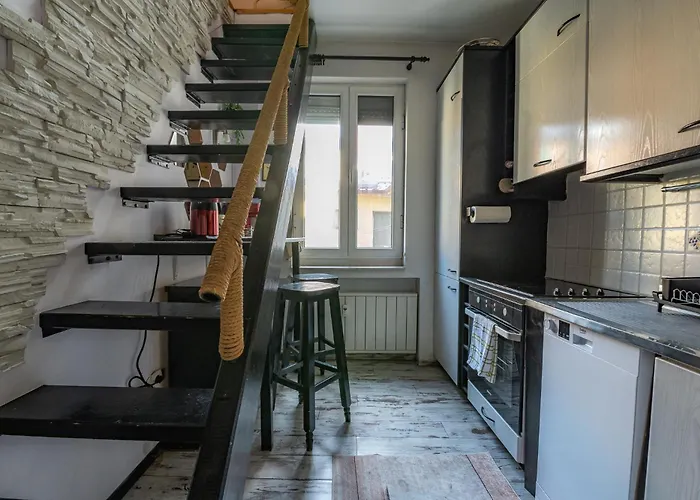 1 Min From Ndk And Vitoshka Street * 소피아