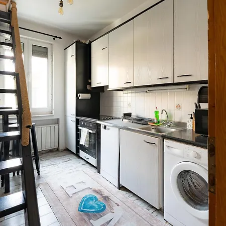 1 Min From Ndk And Vitoshka Street Apartment *